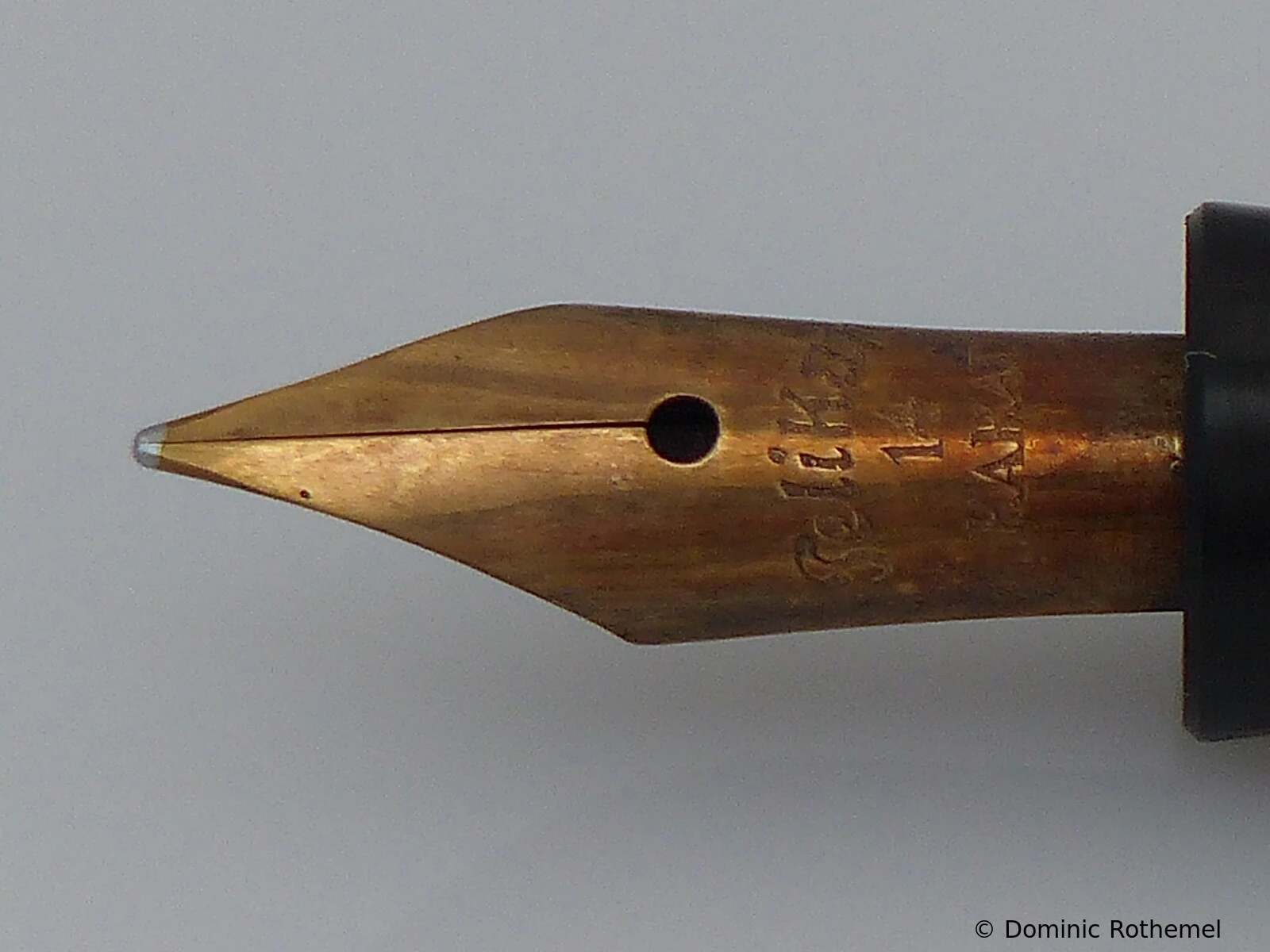 Pelikan 100 nib without nib size imprint Pelikan 100 nib without nib size imprint