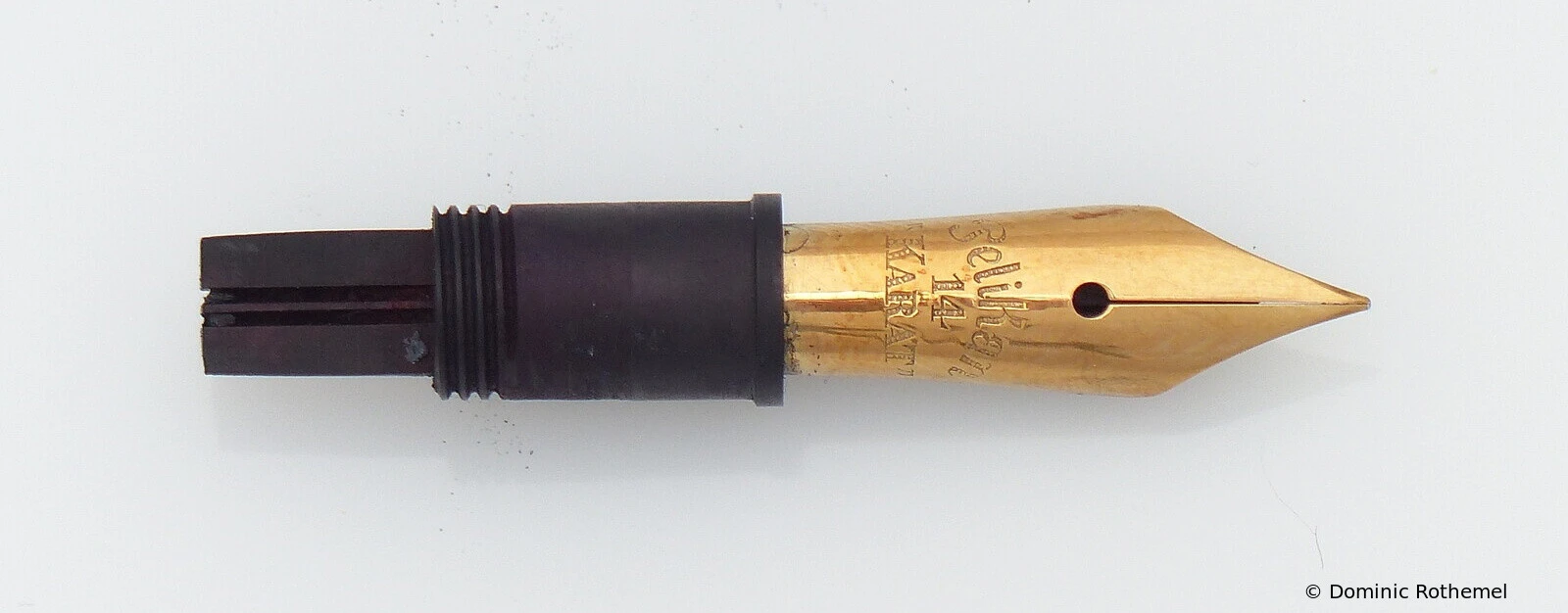 nib section of a Pelikan 100 nib section of a Pelikan 100