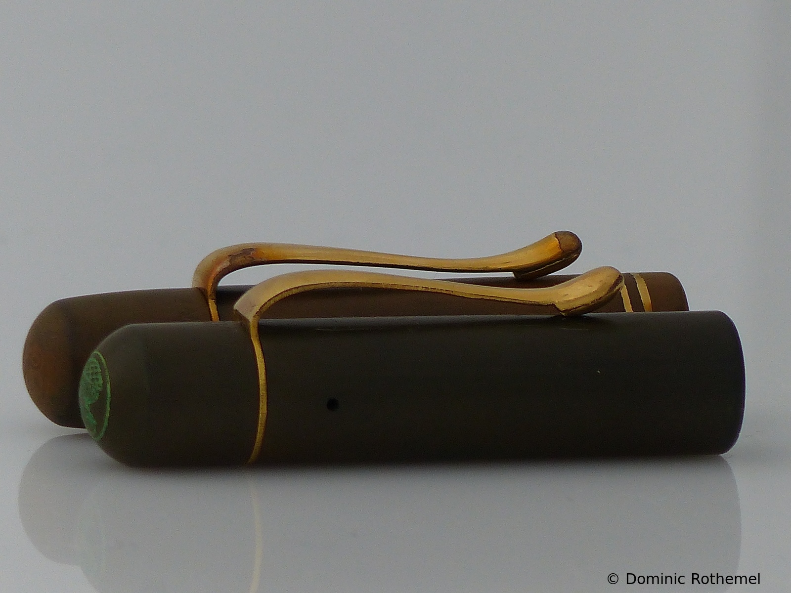 vorne; Ur-Pelikan, hinten; Pelikan 100 vorne; Ur-Pelikan, hinten; Pelikan 100