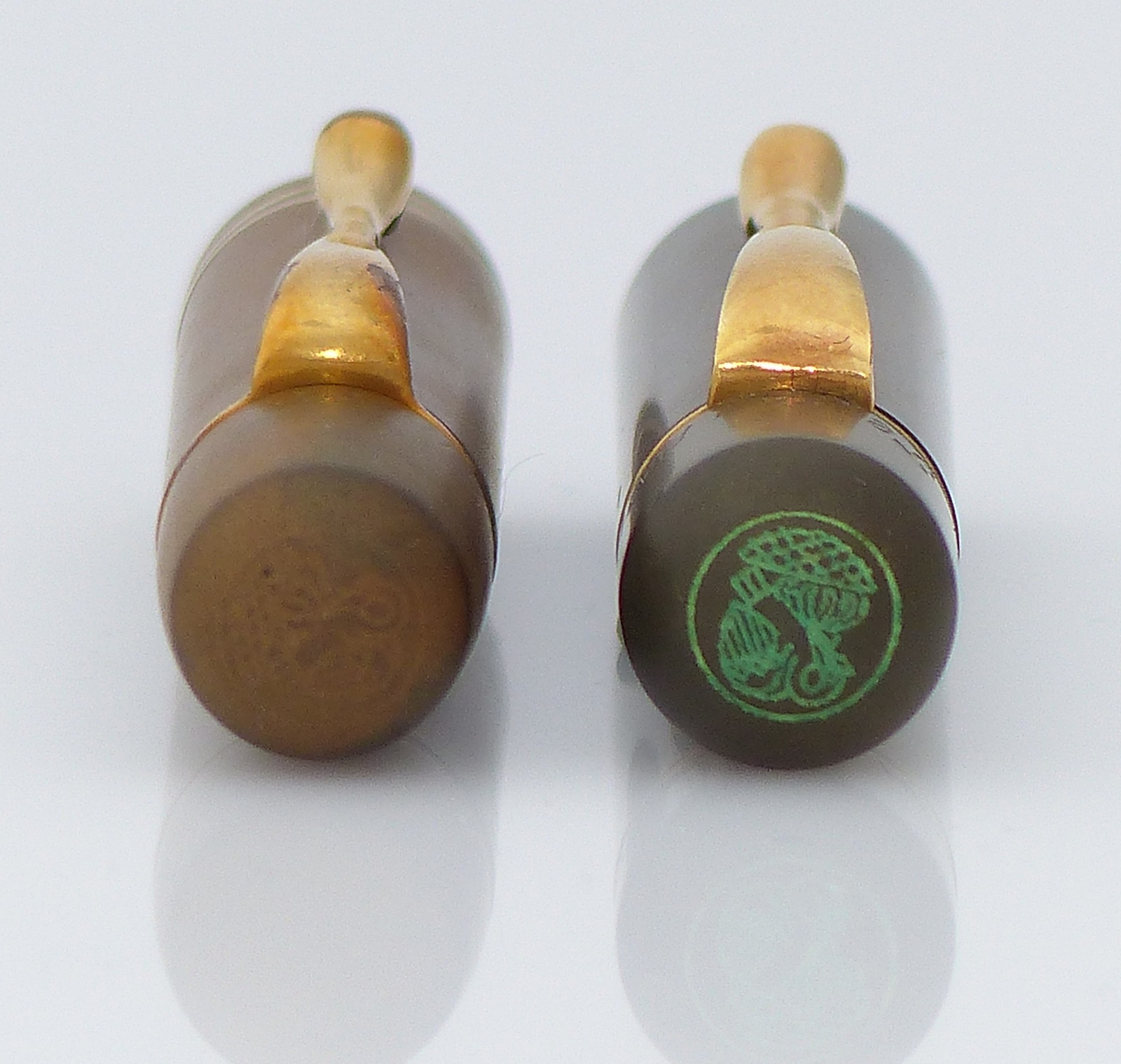 links; Pelikan 100; rechts Ur-Pelikan links; Pelikan 100; rechts Ur-Pelikan