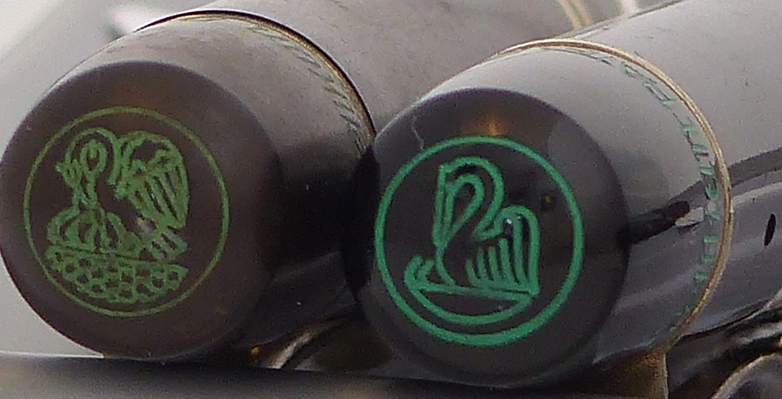 left; old 4-chick logo, right; 2-chick logo as of 1937 left; old 4-chick logo, right; 2-chick logo as of 1937